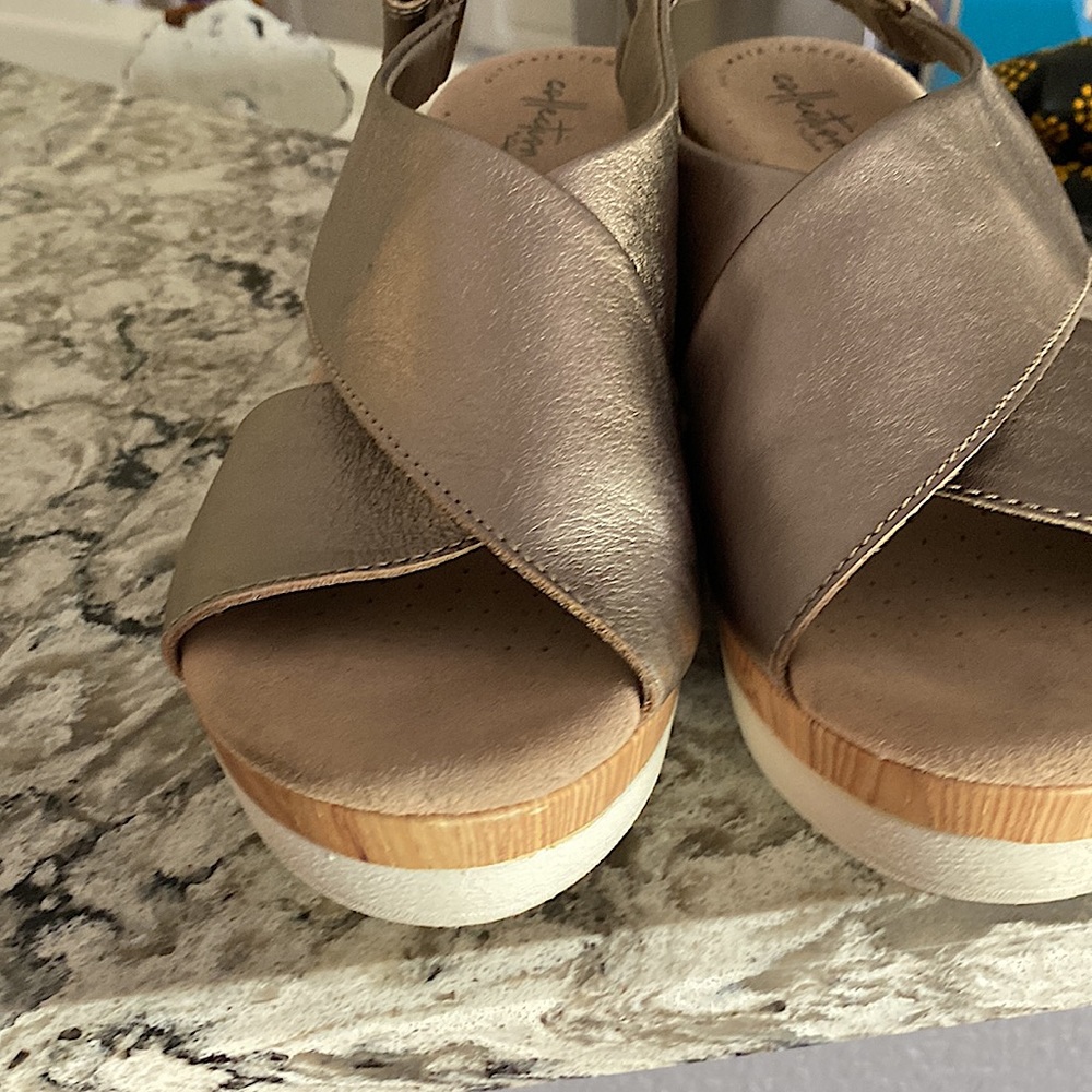 Shoes - Picture 2 of 5